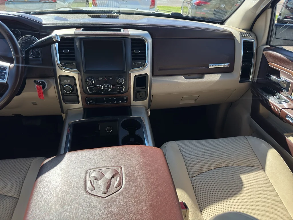 Used 2013 Bright White Clearcoat Ram Laramie image 23