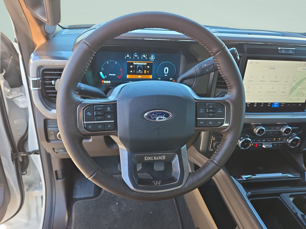 New 2026 Star White Metallic Tri-Coat Ford F-250® King Ranch® image 22