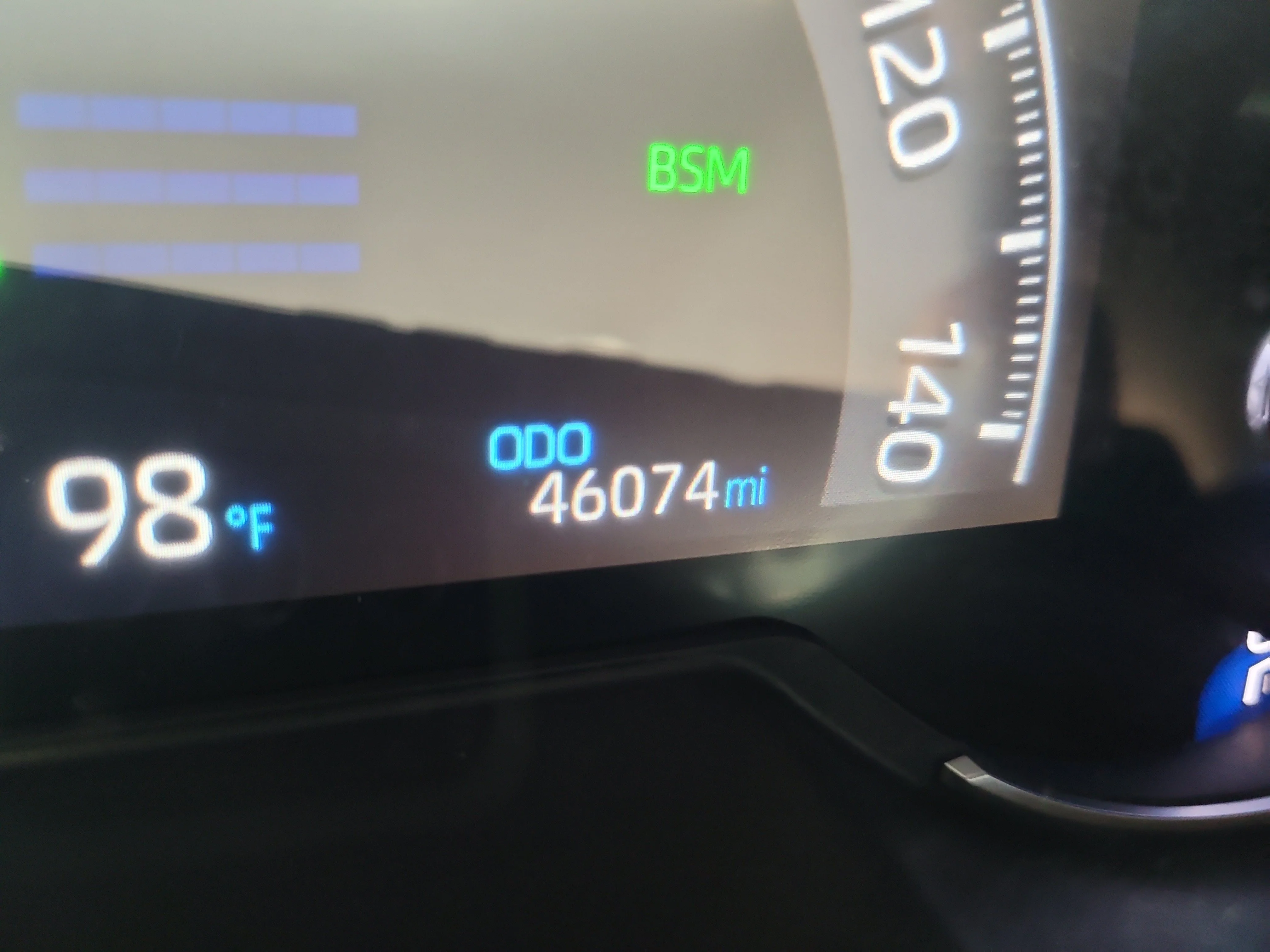 Certified Used 2025 Ice Toyota Hybrid XLE image 32