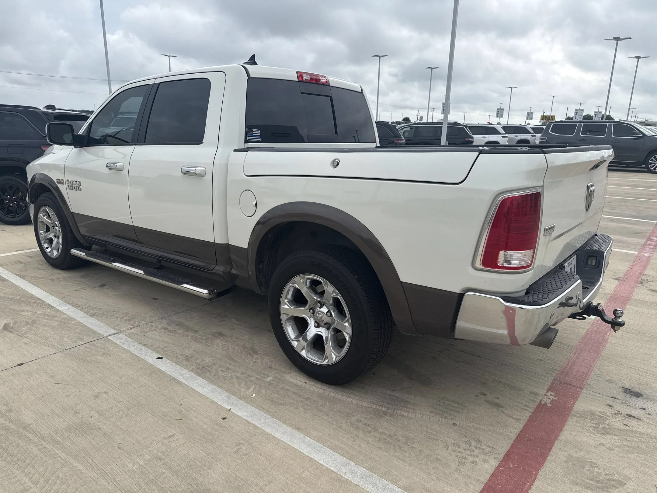 Used 2018 White Ram Laramie image 4