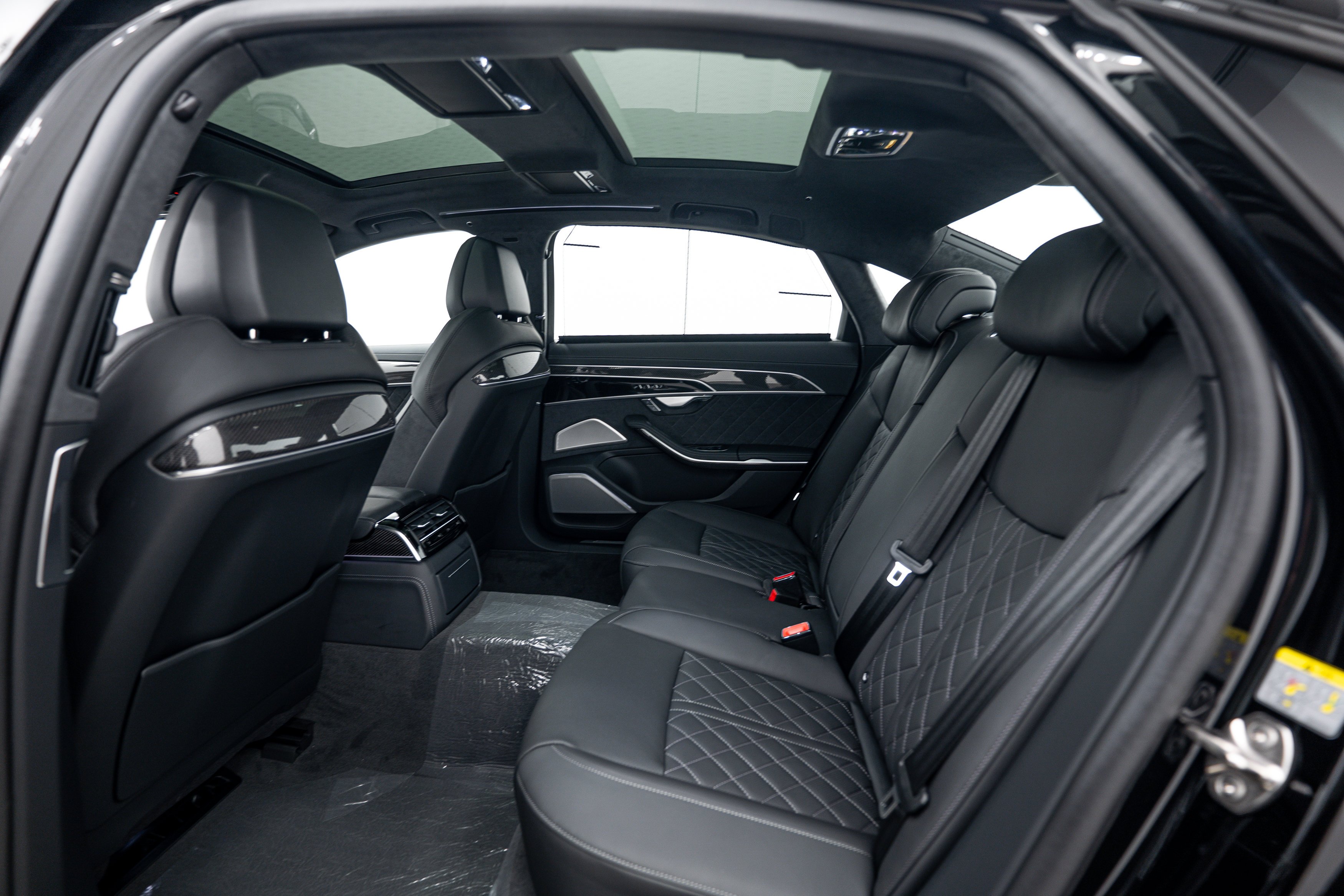 New 2026 Black Audi 4.0T image 20