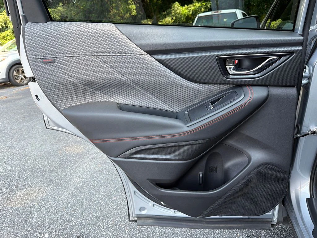 Used 2024 Silver Subaru Sport image 22