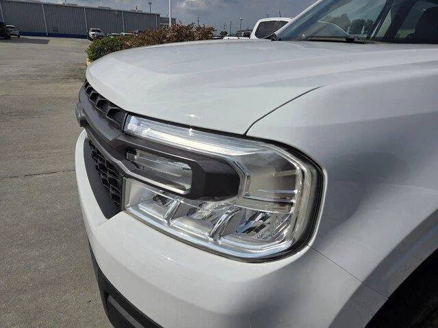 Used 2024 Oxford White Ford XLT image 10