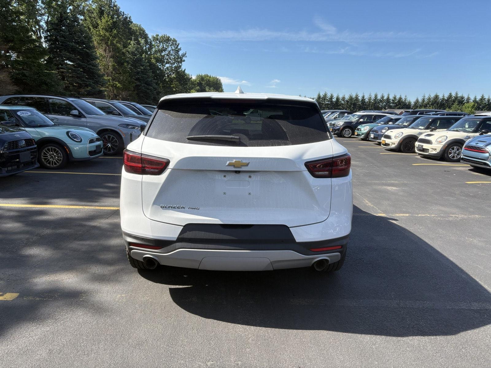 Used 2024 Summit White Chevrolet LT image 7