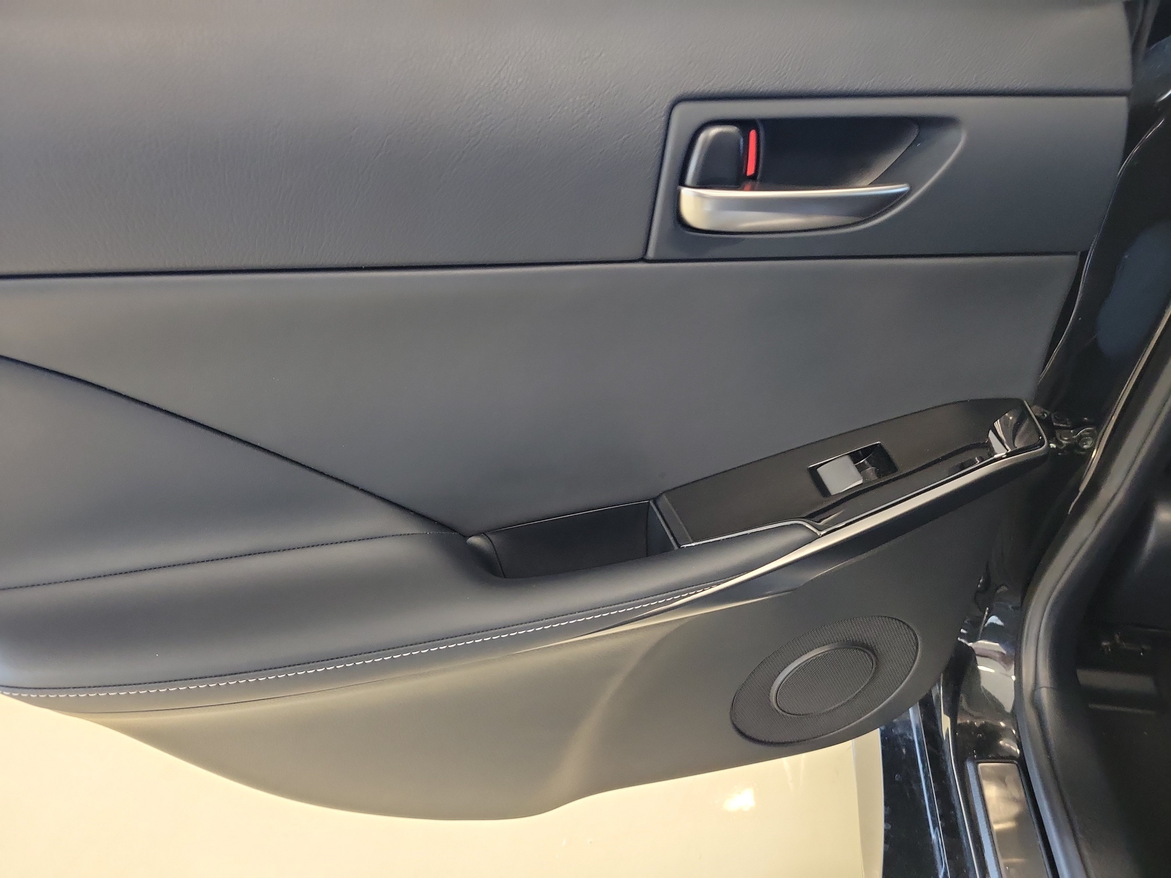 Used 2023 Caviar Lexus 300 image 12