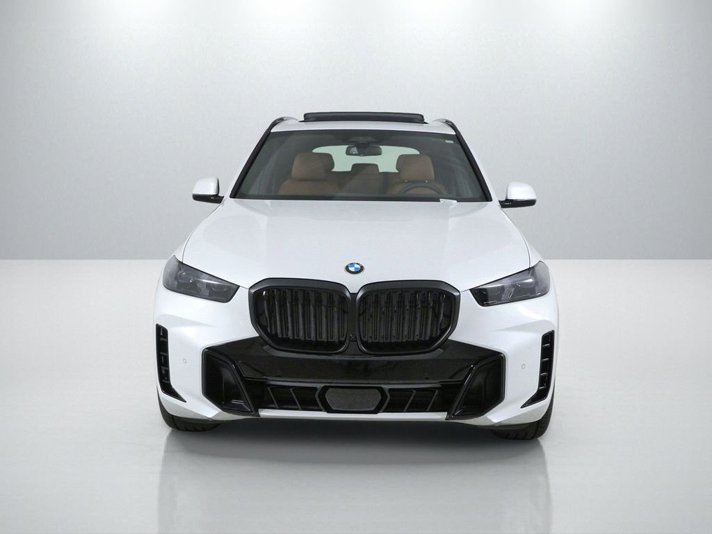 New 2026 Mineral White Metallic BMW xDrive40i image 2