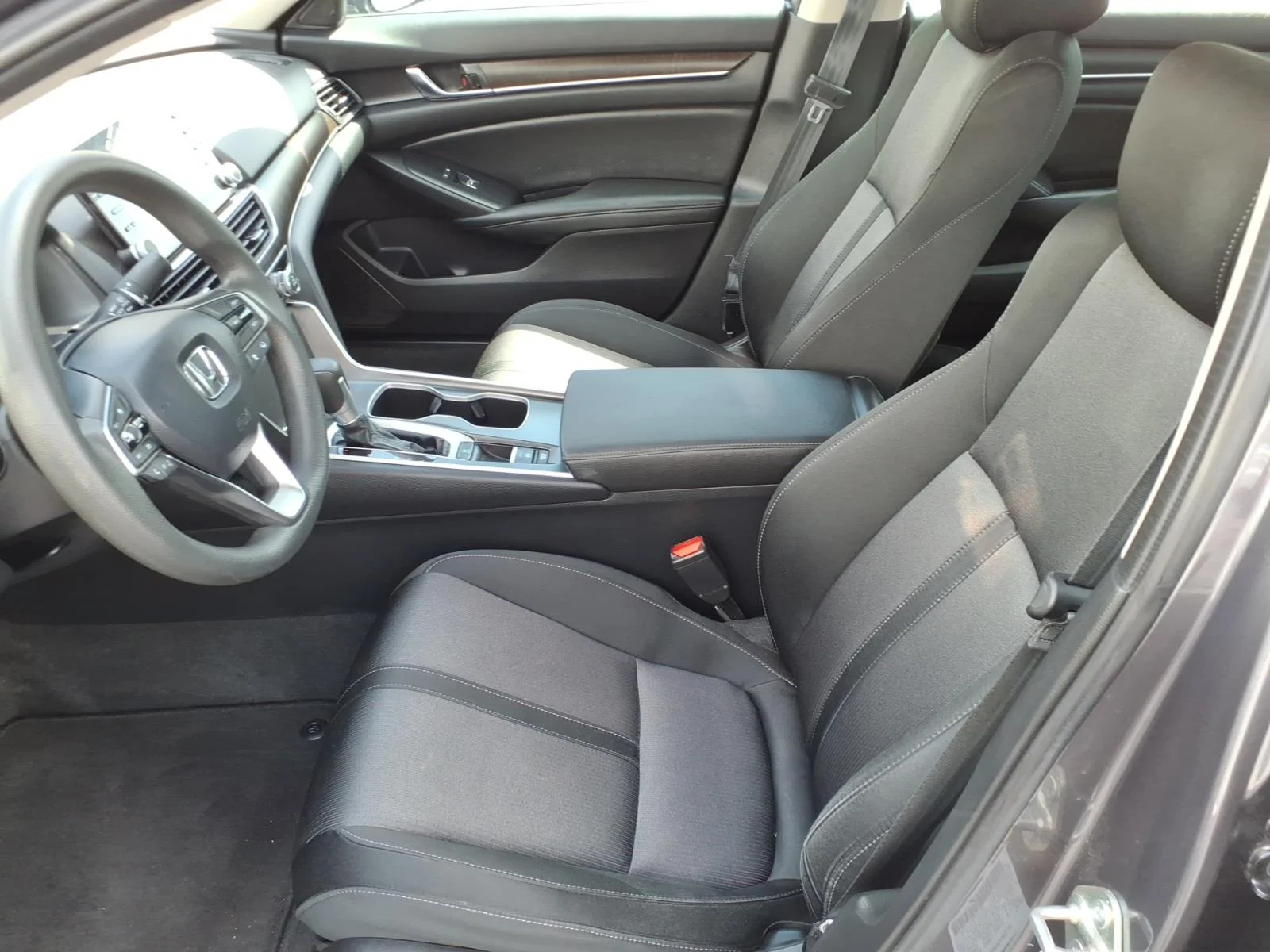 2020 Honda Accord EX - Photo 8