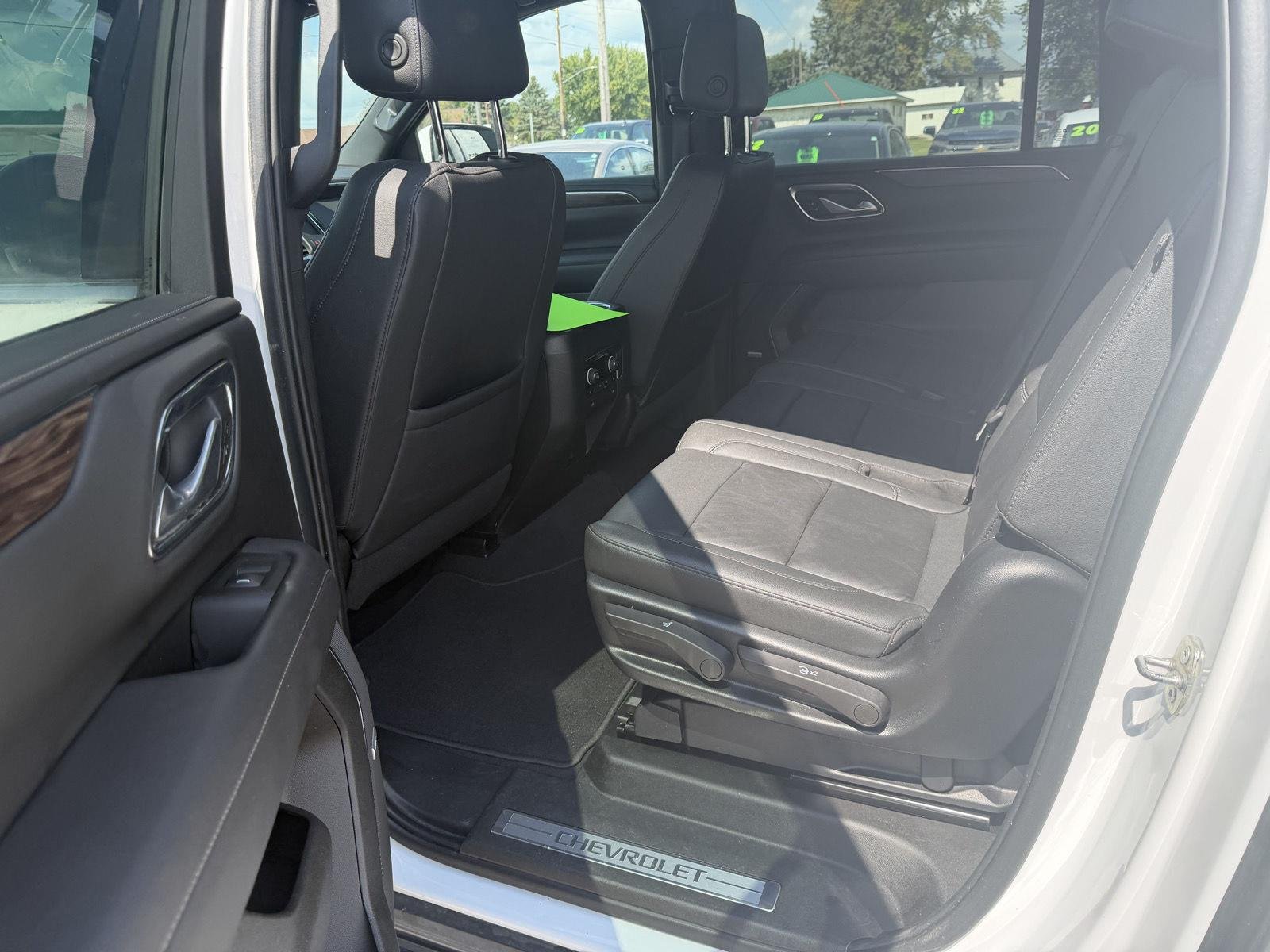 Used 2022 SUMMIT WHITE Chevrolet LT image 12