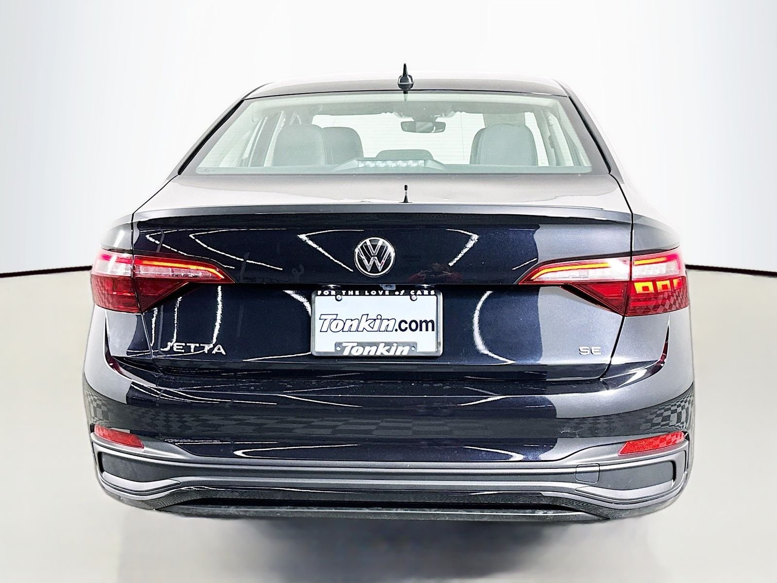Used 2024 Black Volkswagen 1.5T SE image 6