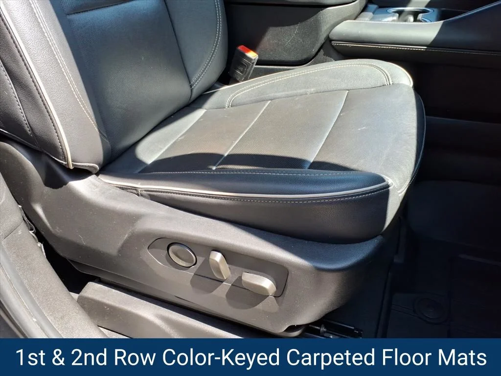 Used 2024 Black Chevrolet Premier image 31