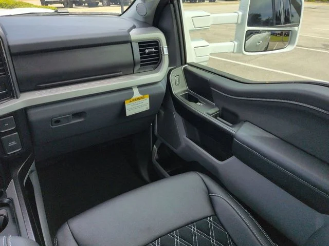 New 2026 Oxford White Ford F-250® XLT image 17