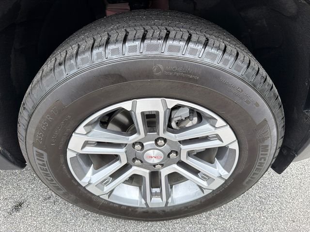 Used 2025 Red GMC Elevation image 12