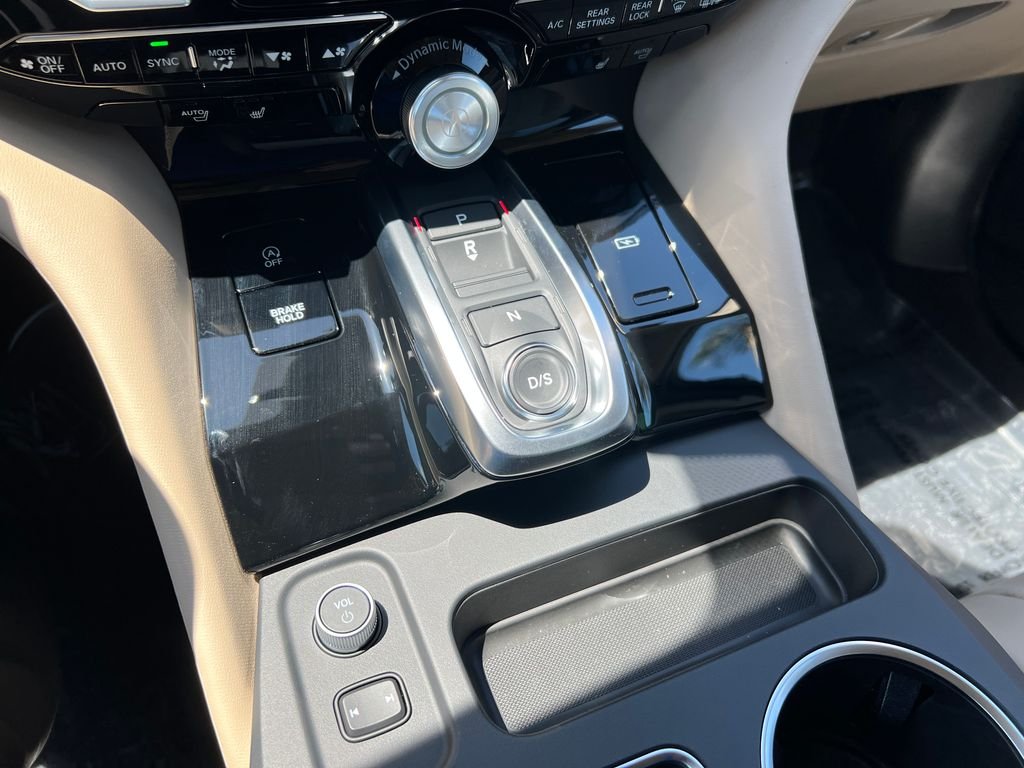 New 2026 Platinum White Pearl Acura Technology Package image 25