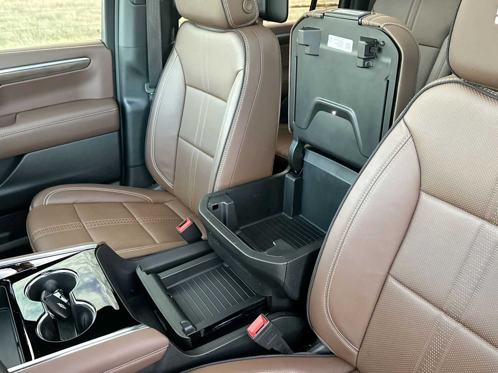 Used 2025 Black Chevrolet High Country image 21