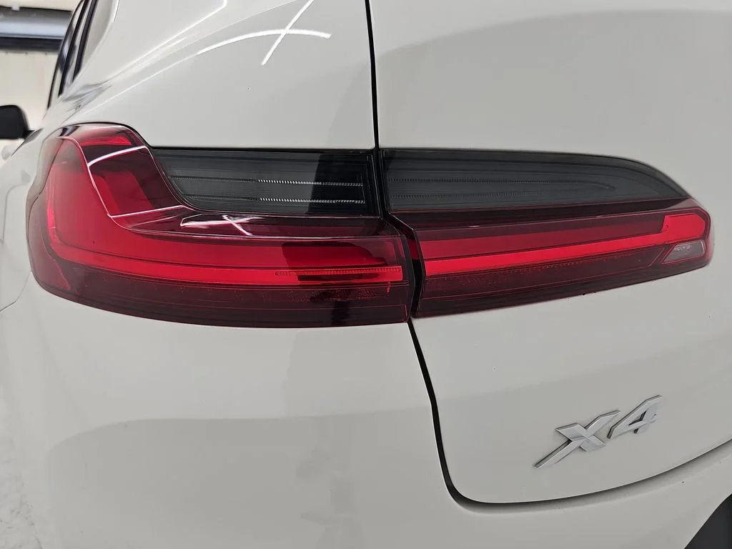 Used 2023 Alpine White BMW xDrive30i image 48