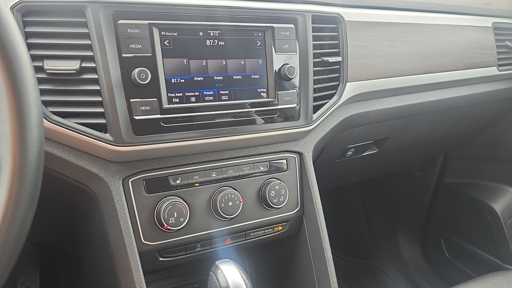 2022 Volkswagen Atlas SE - Photo 21