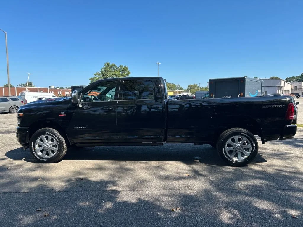 New 2026 Diamond Black Crystal Pearl-Coat Exterior Paint RAM Laramie image 3