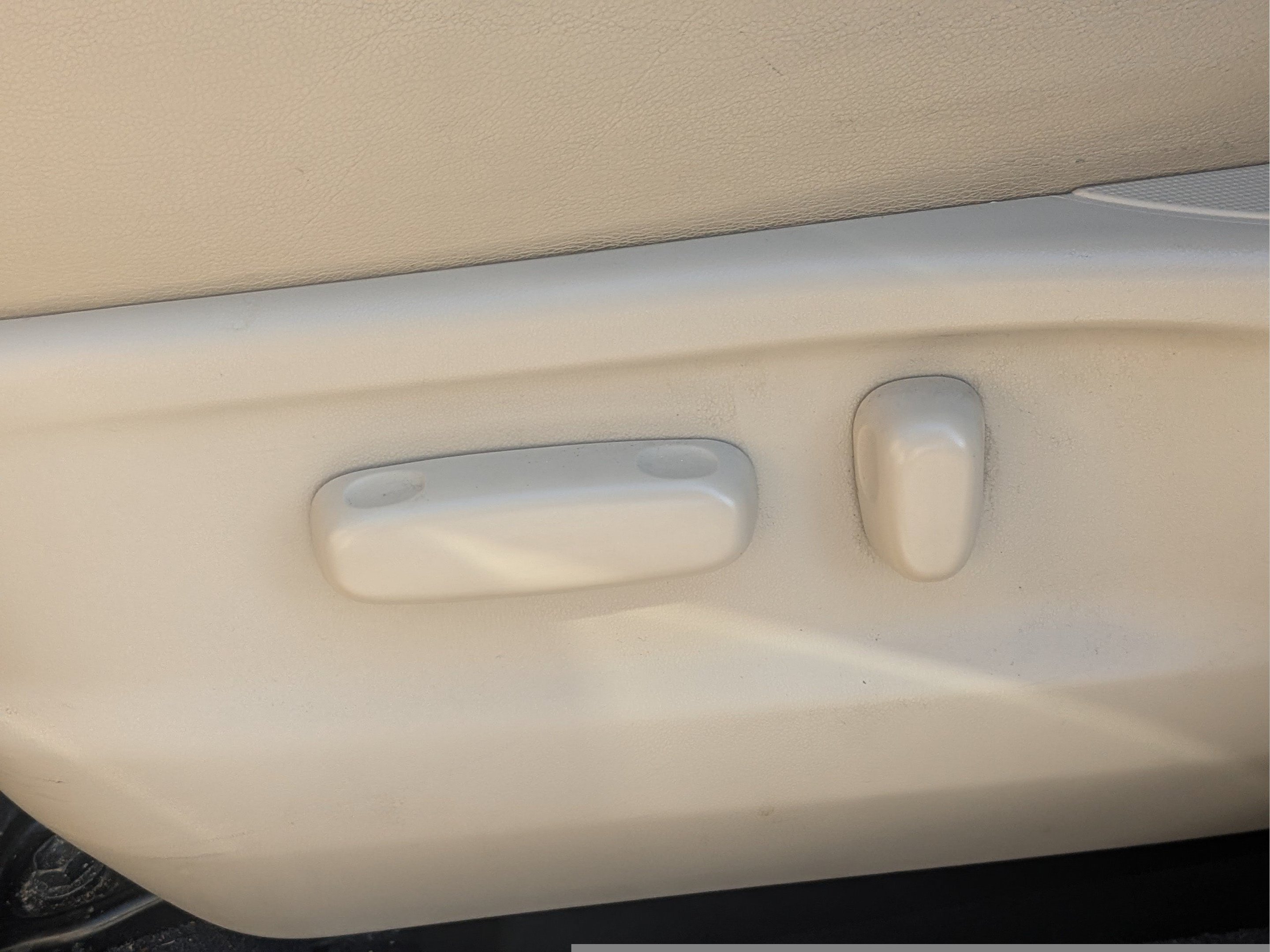 2010 Toyota Venza Base - Photo 16