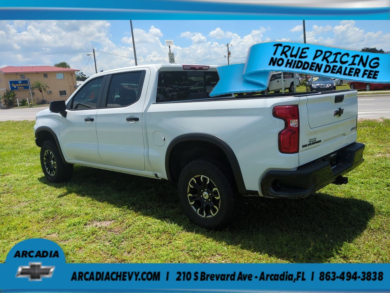 2023 Chevrolet Silverado 1500 ZR2 - Photo 6