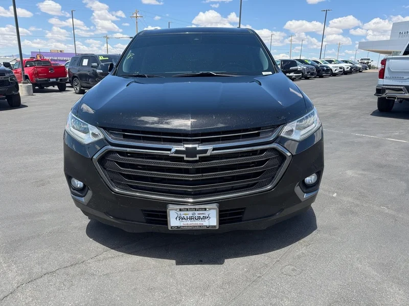 Used 2019 MOSAIC BLACK METALLIC Chevrolet Premier image 6