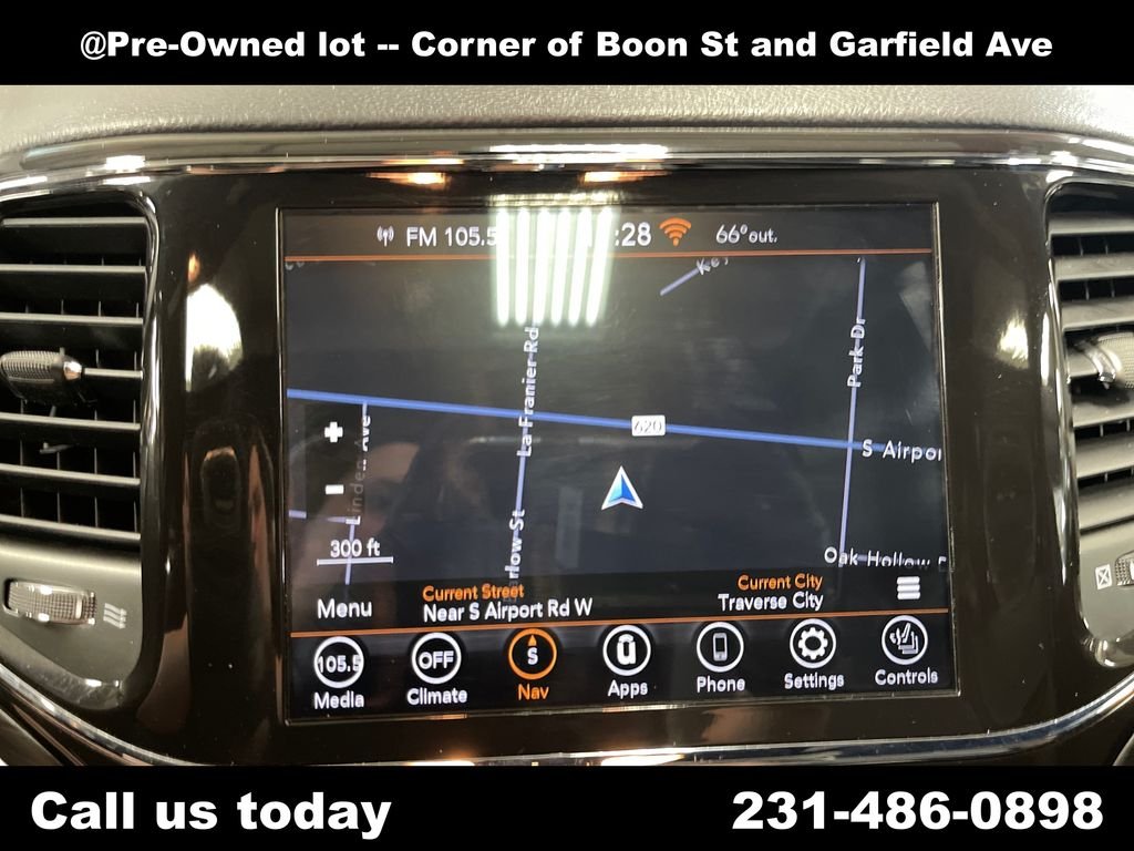 Used 2021 Silver Jeep Limited image 23