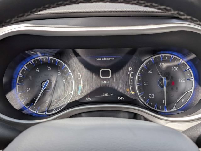Used 2026 Silver Chrysler Select image 31