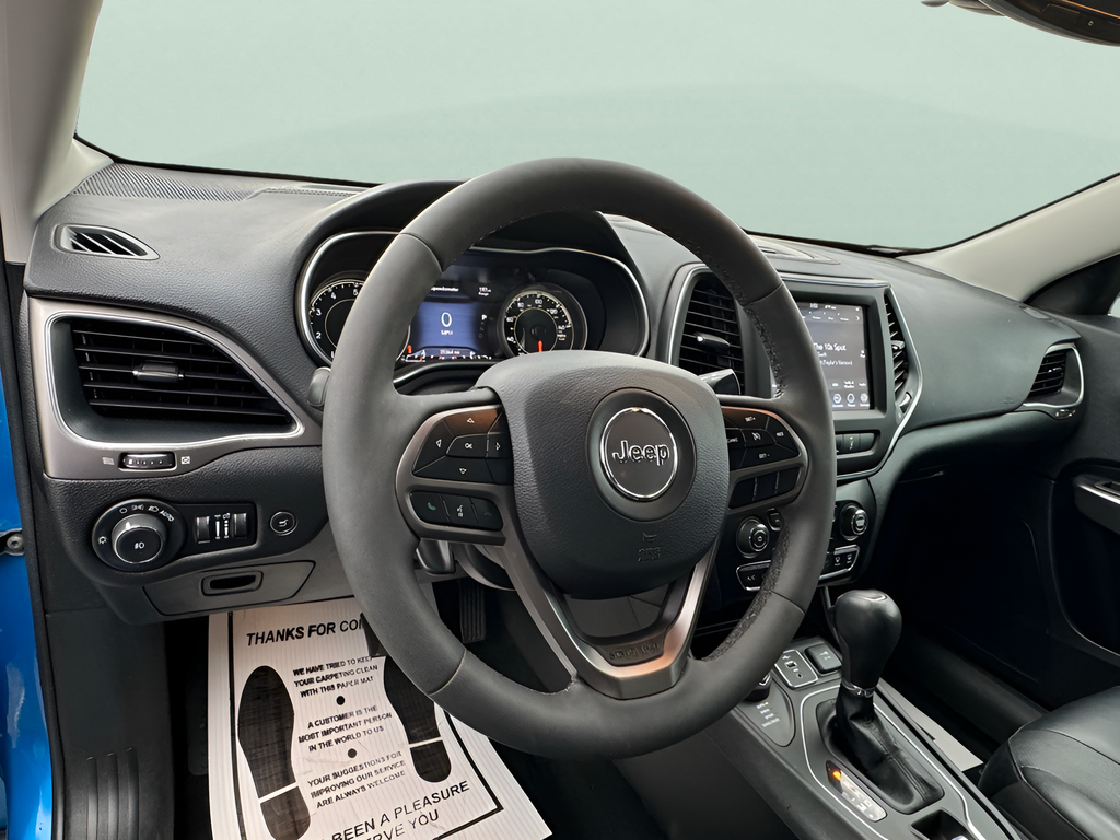 Used 2022 Blue Jeep Latitude Lux image 14