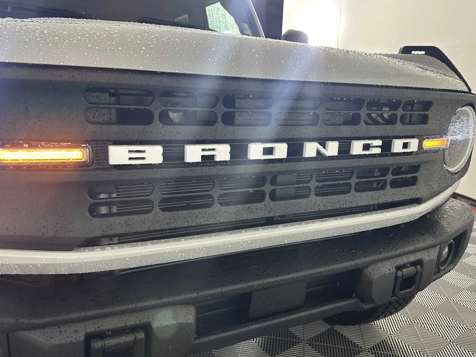 New 2026 Avalanche Gray Ford Big Bend image 14