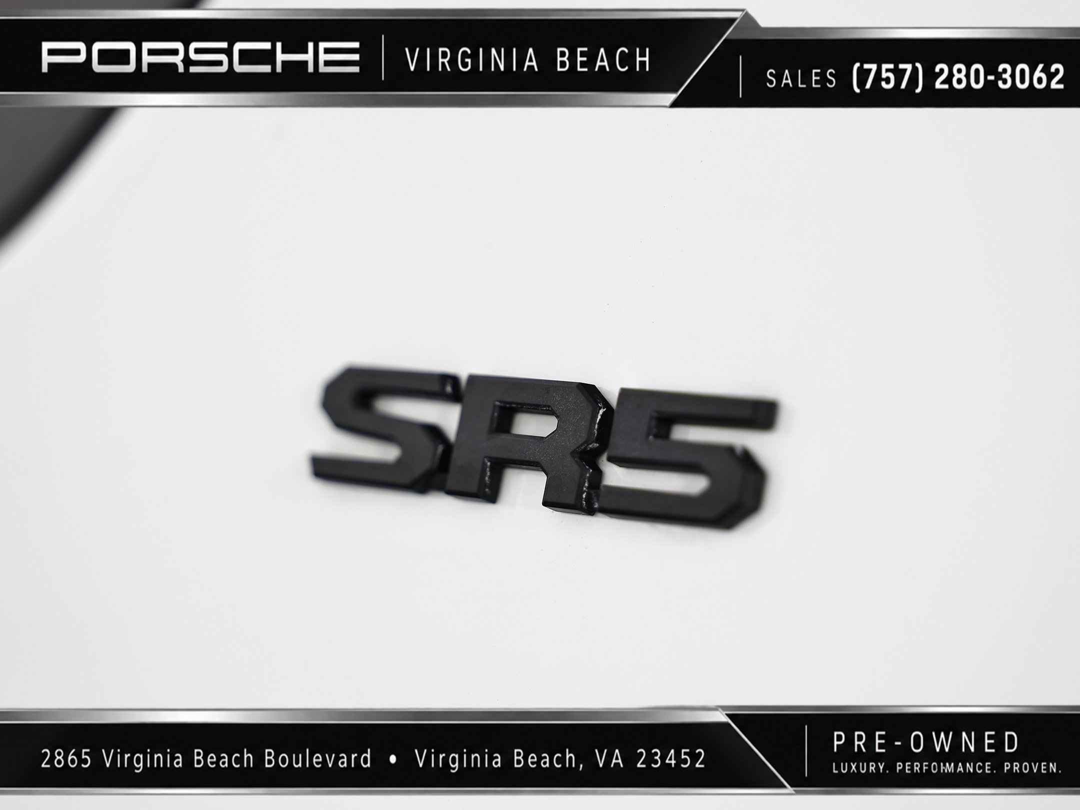 Used 2025 White Toyota SR5 image 14