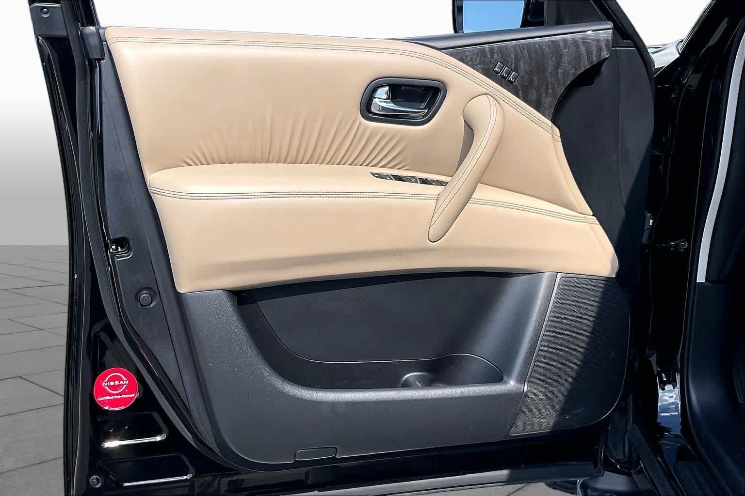 Used 2023 Super Black Nissan Platinum image 21
