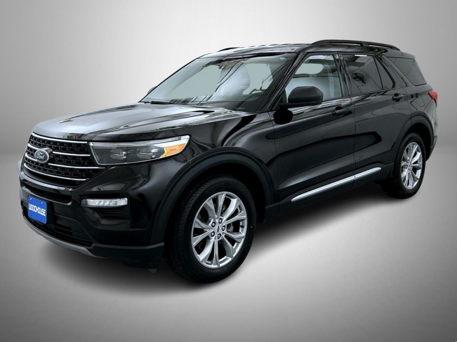 2023 Ford Explorer XLT 4WD's photo
