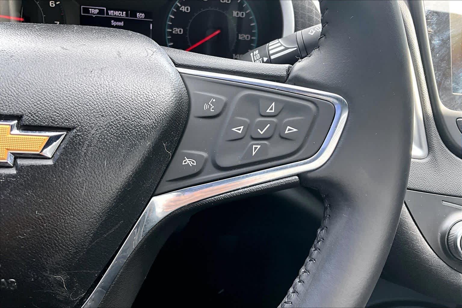 Used 2020 Cajun Red Tintcoat Chevrolet RS image 23