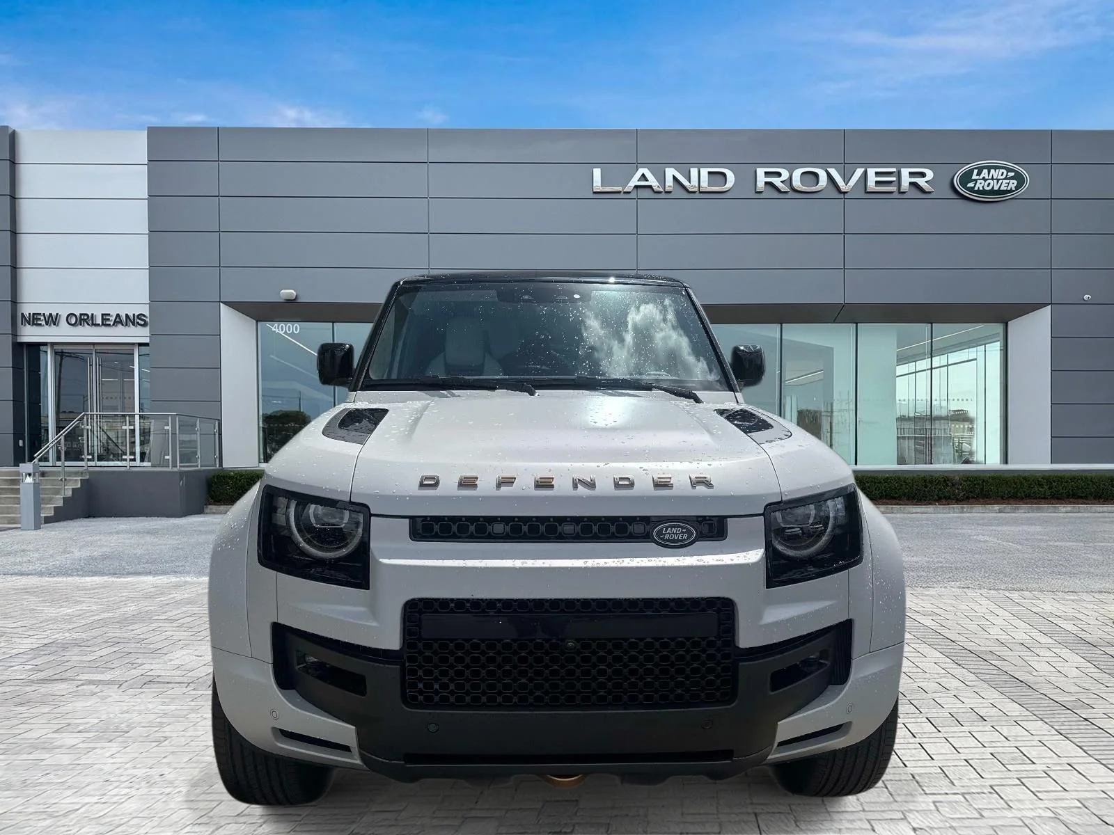 New 2026 Borasco Grey Land Rover OCTA image 4