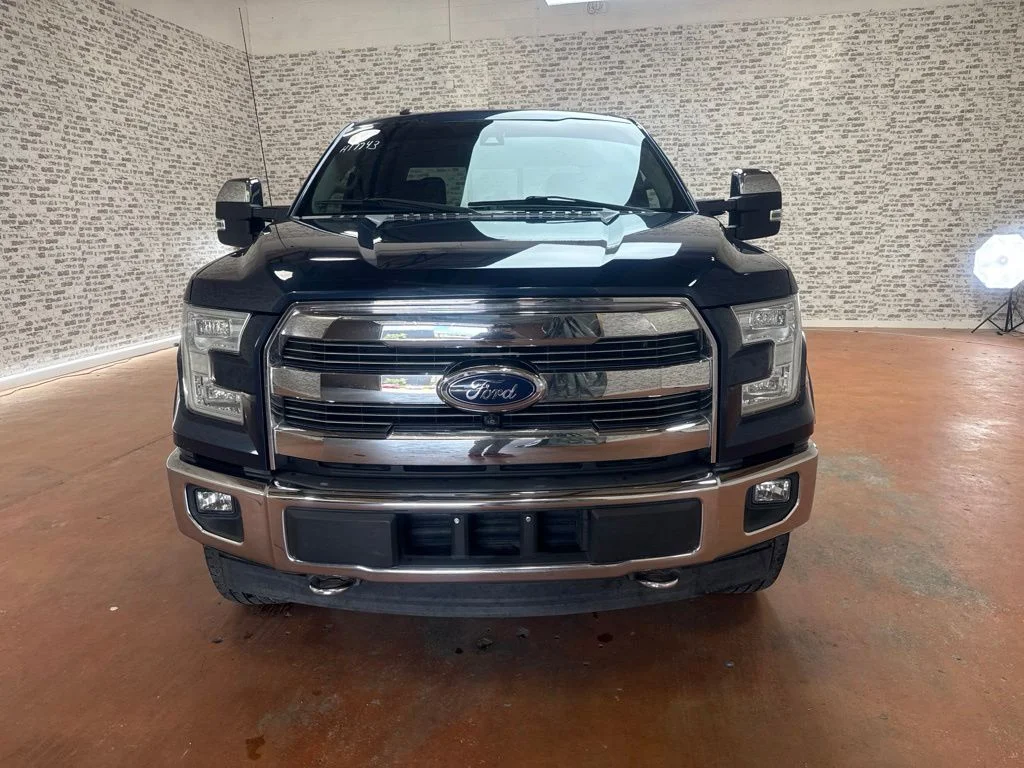 Used 2017 Blue Jeans Metallic Ford Lariat image 2