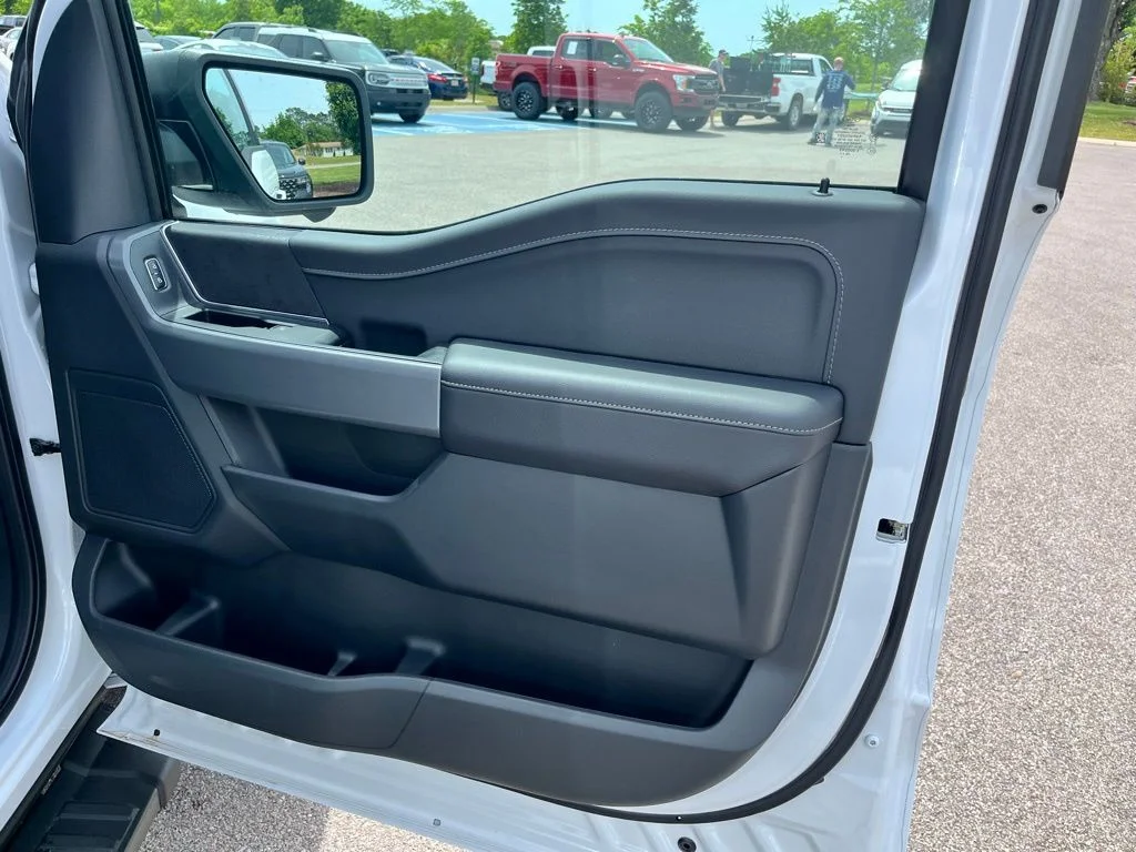 New 2026 White Ford XLT image 10