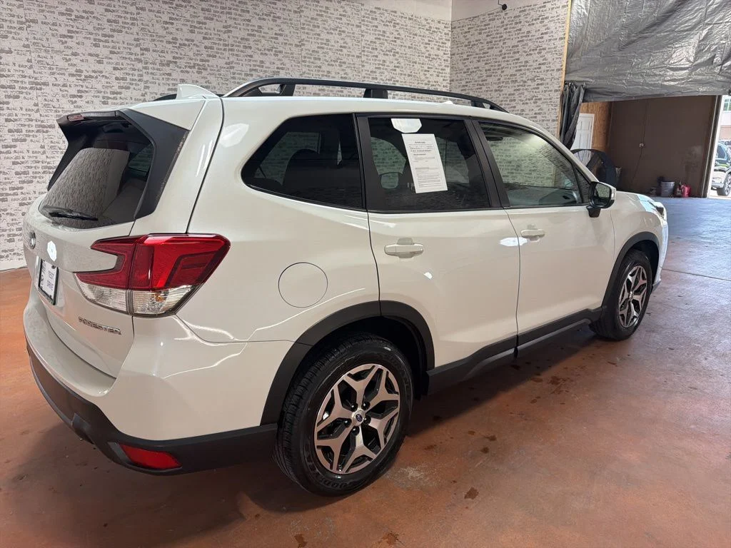 Used 2023 White Subaru Premium image 7