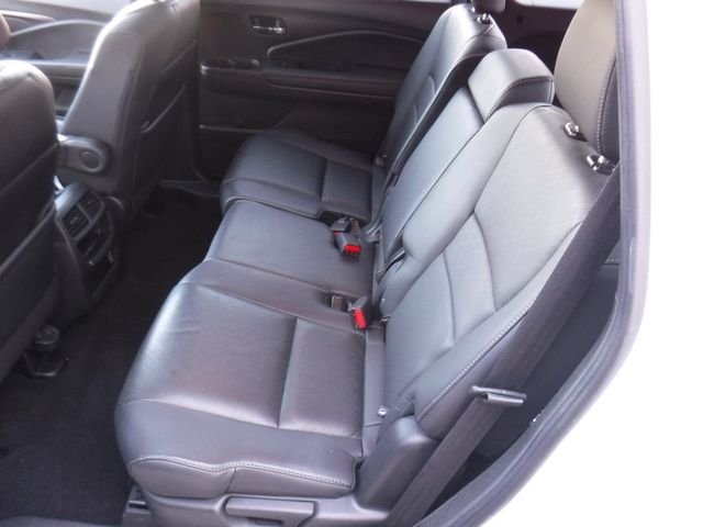 Used 2020  Honda EX-L image 32