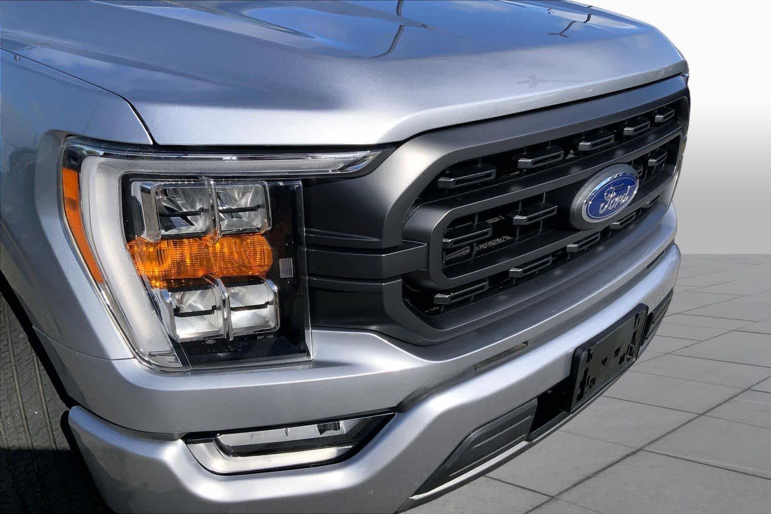 Used 2023 Iconic Silver Metallic Ford XLT image 28