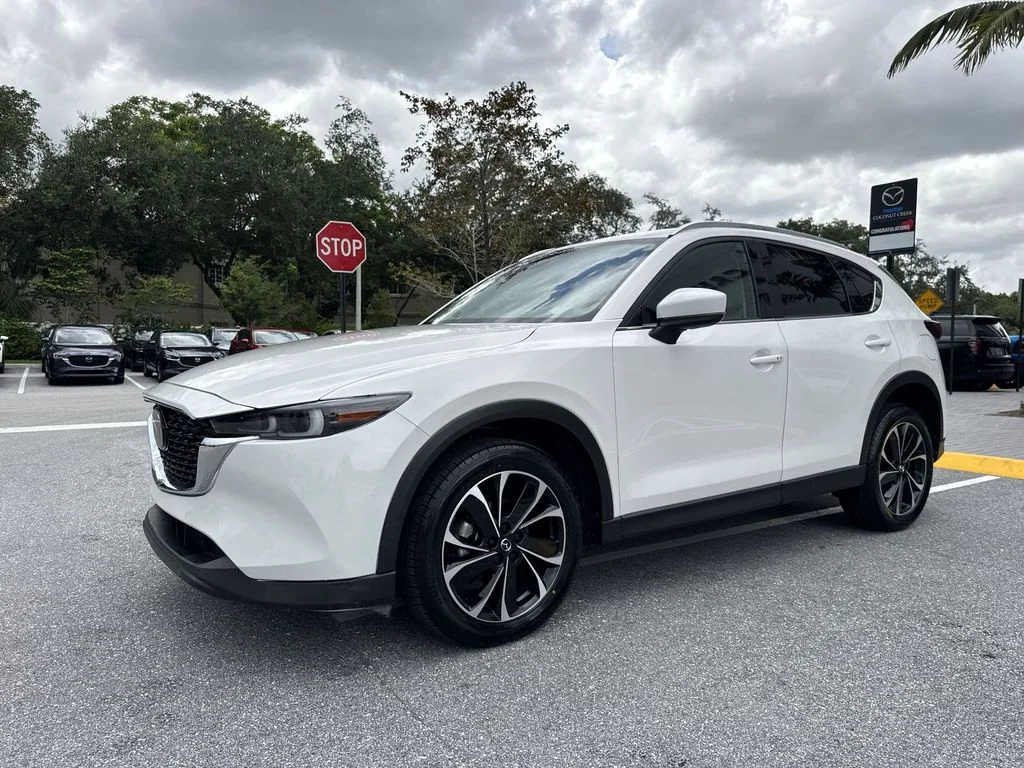 Used 2023 Rhodium White Metallic Mazda 2.5 S Premium Package image 28