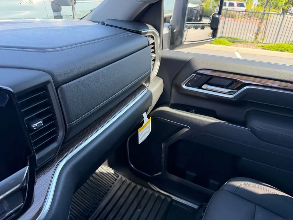 New 2026 Lakeshore Blue Metallic Chevrolet LT image 26