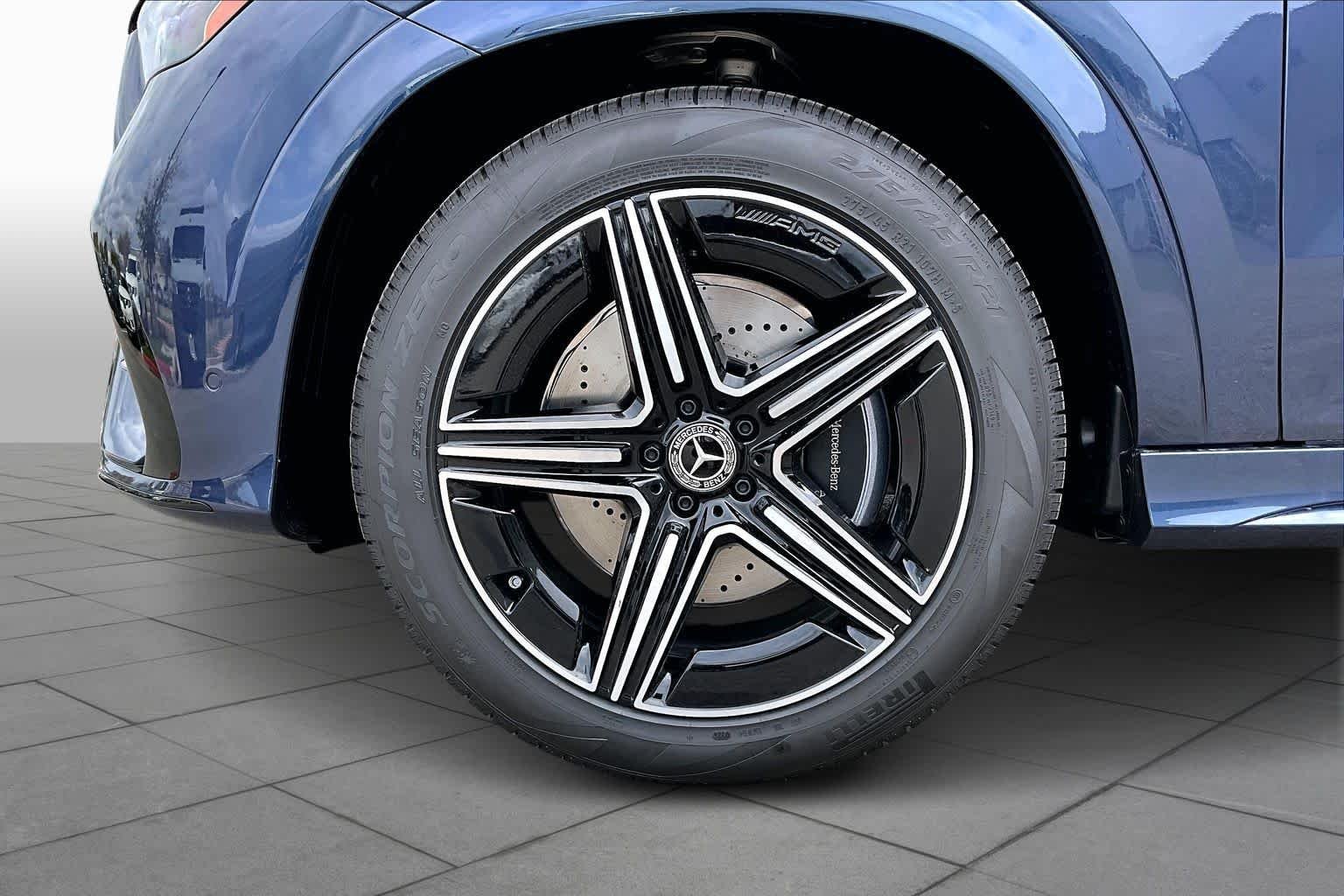 New 2026 Twilight Blue Metallic Mercedes-Benz GLE 450 image 11