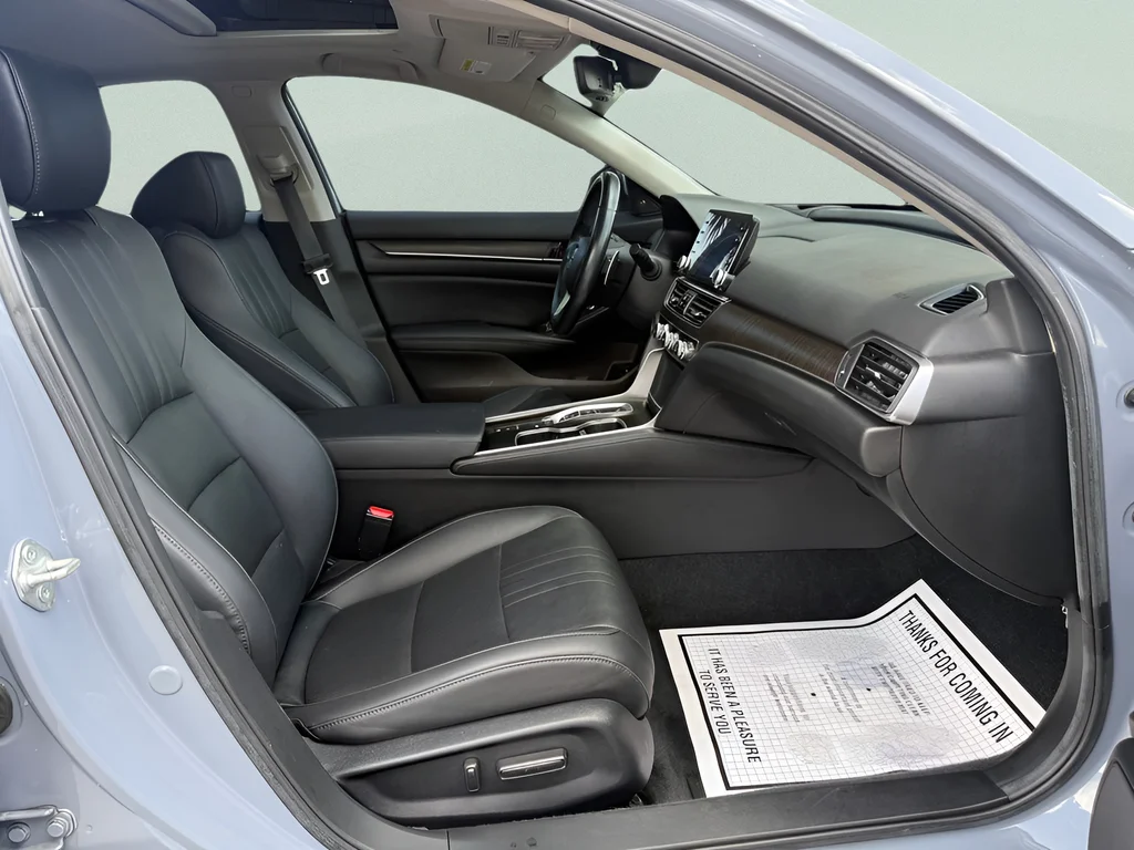 2022 Honda Accord Hybrid Touring - Photo 14