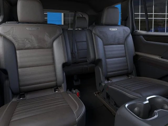 New 2026 Glacier White Tricoat GMC Denali Ultimate image 17