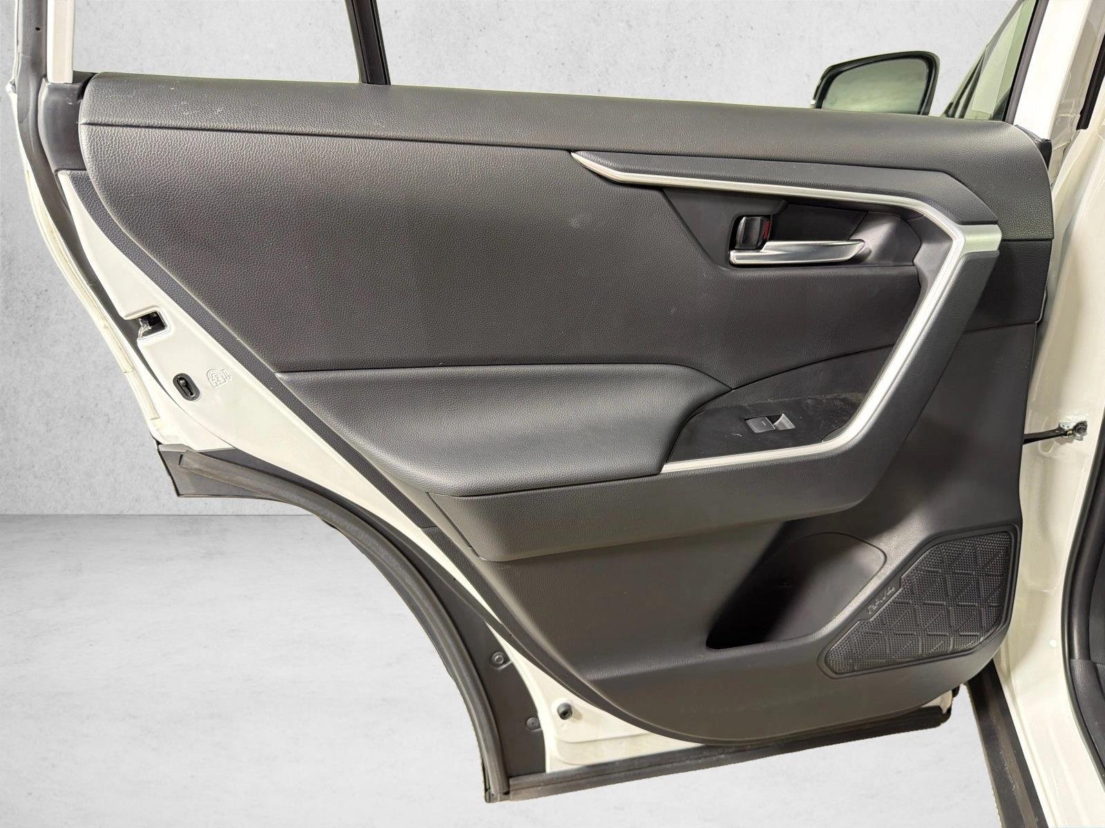 Used 2024 Ice Cap Toyota XLE image 23