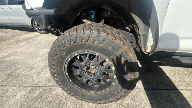 Used 2017 White Toyota SR5 image 9