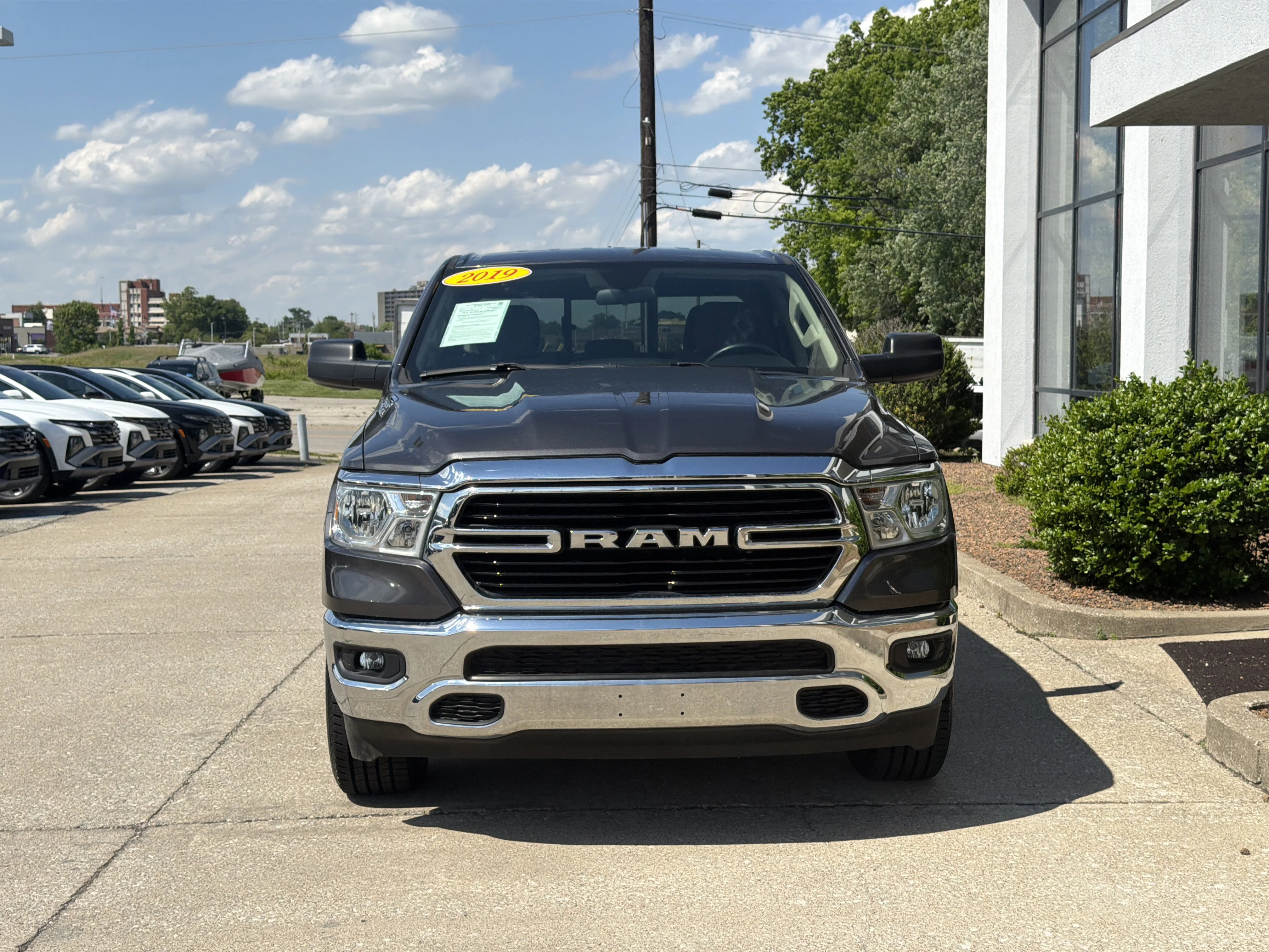 Used 2019 Granite Crystal Metallic Clearcoat Ram Big Horn/Lone Star image 18