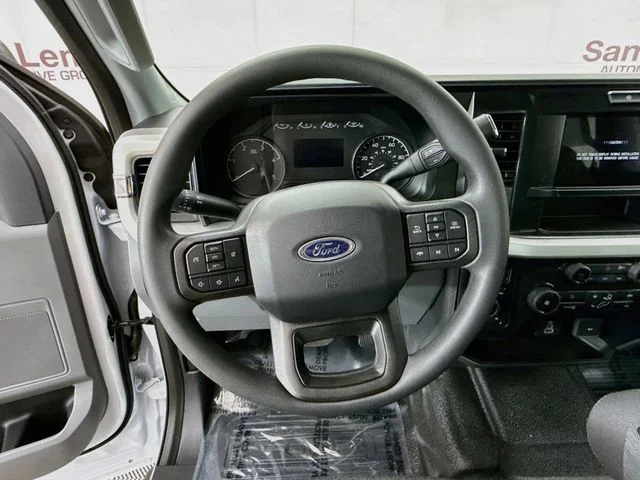 New 2026 Oxford White Ford F-350® XL image 11