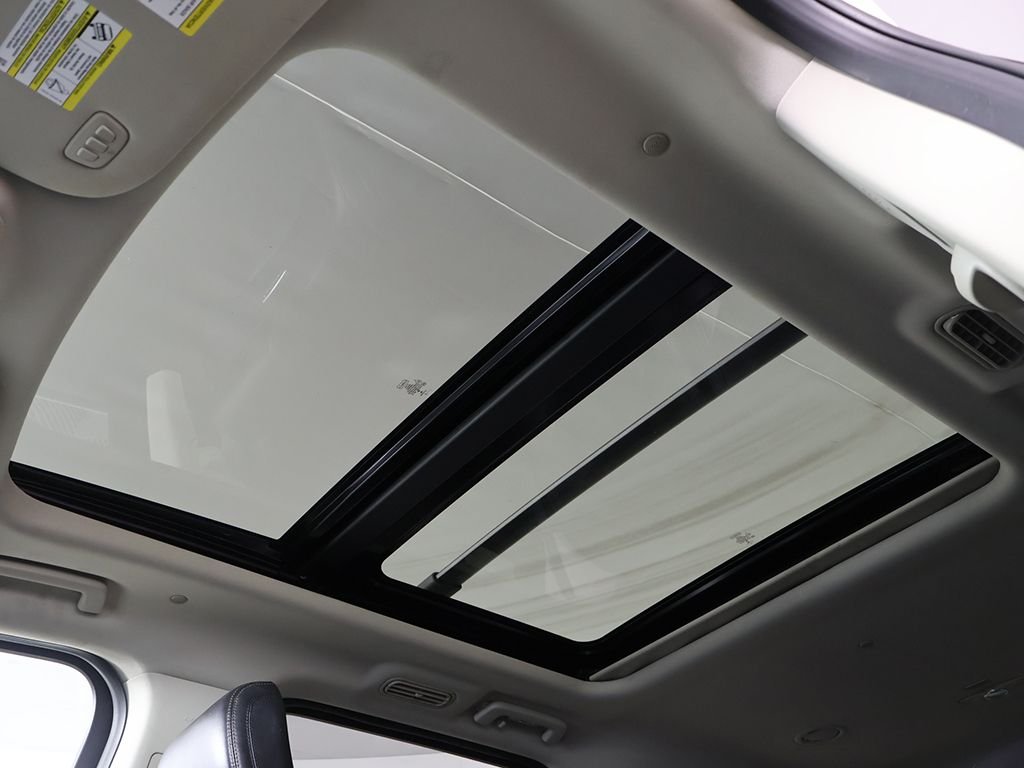 Used 2020 White Ford Platinum image 20