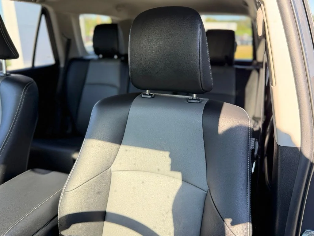 Used 2024  Toyota SR5 Premium image 11
