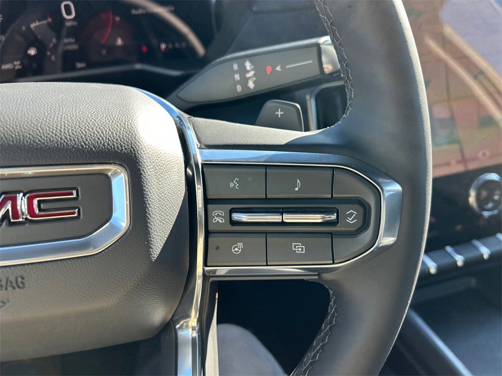 2026 GMC ACADIA - Image 19